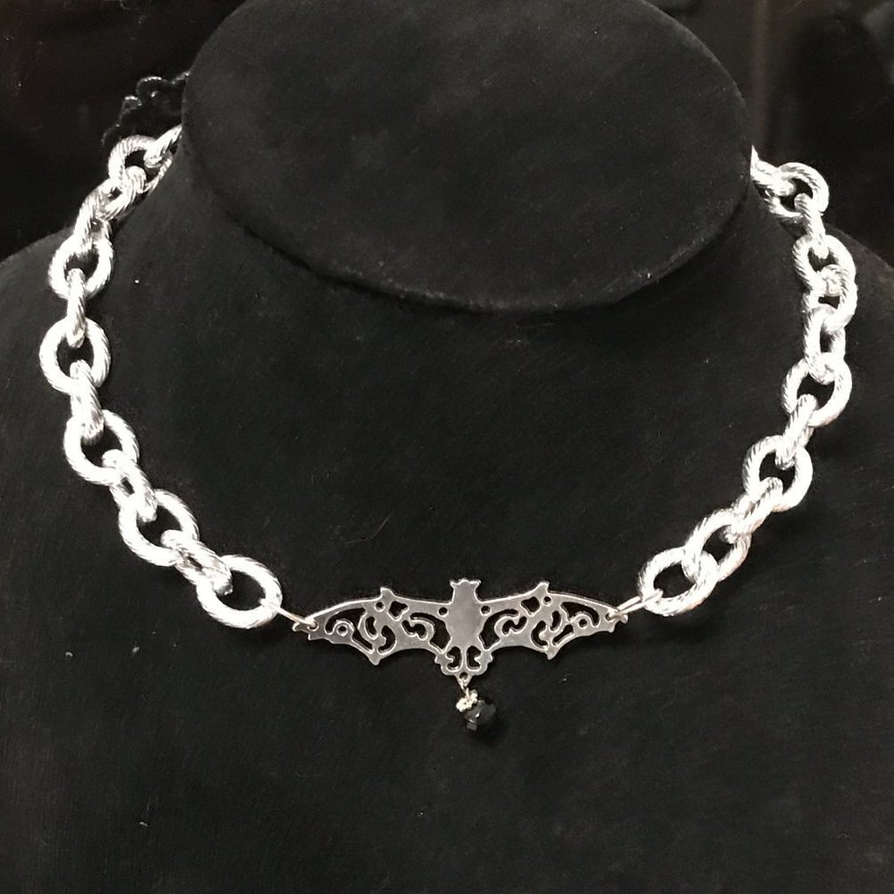 Bat Choker Silver Chunky Necklace Biker Goth Collar Gothic Chain Punk Rock - Picture 1 of 9